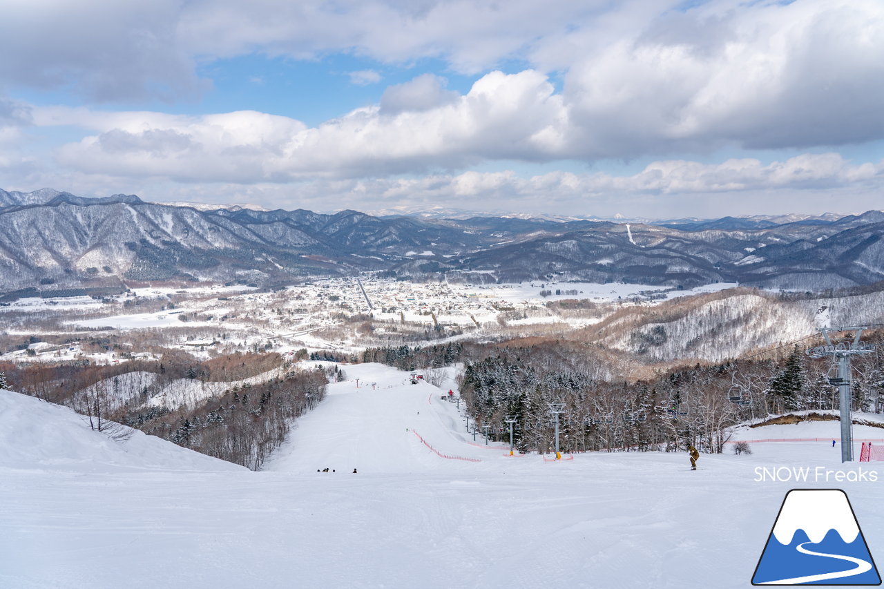 日高国際スキー場｜北海道の背骨・日高山脈を滑る！良好な雪質とロングコースが魅力のローカルゲレンデ♪